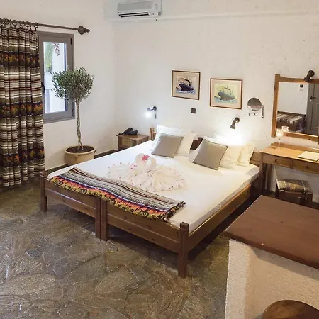 Otel Flamingos 2*